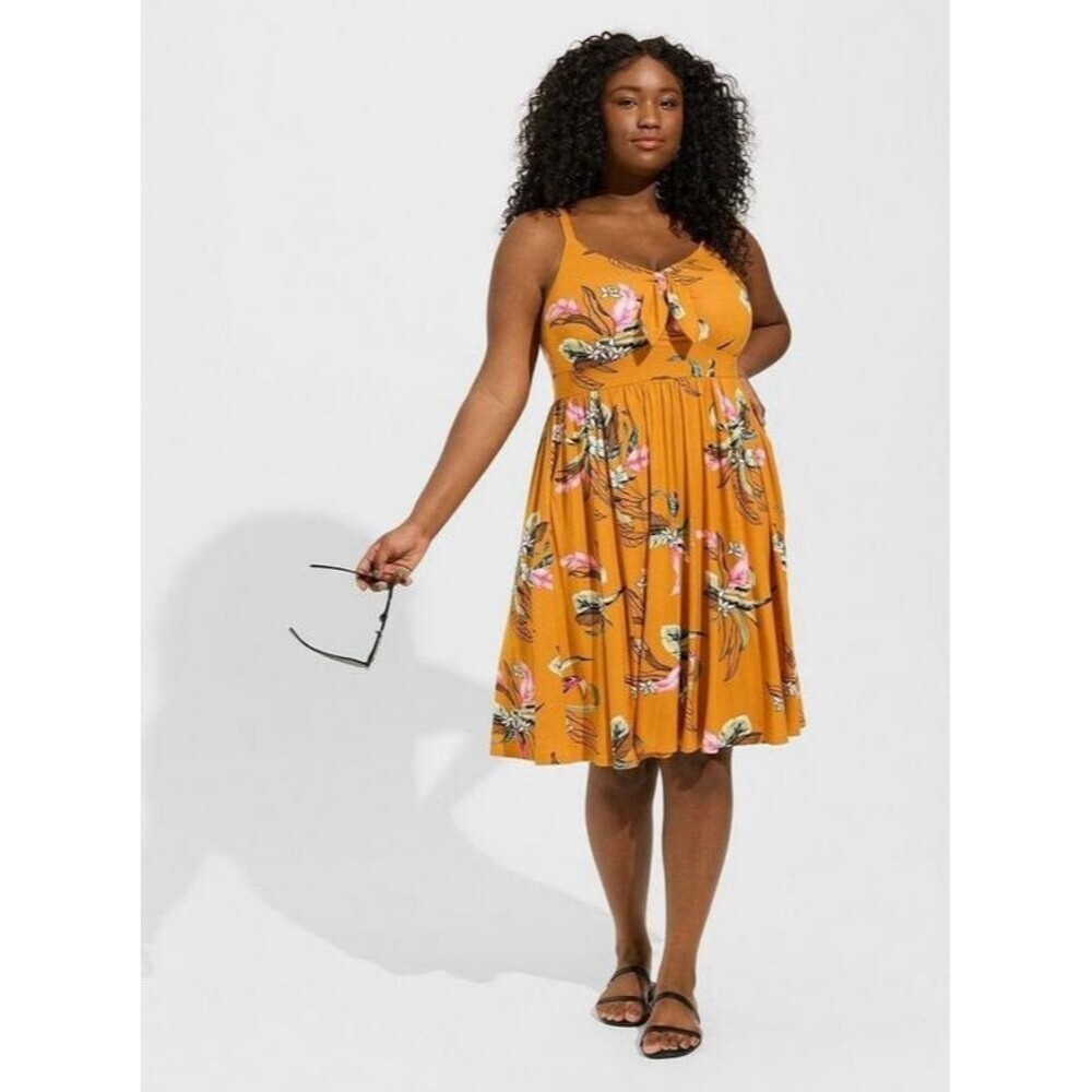 NWT Torrid Super Soft Tropical Floral Tie Front Skater Midi Dress Size 3 3X